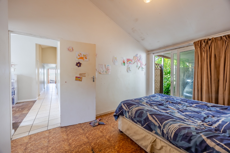 3 Bedroom Property for Sale in Lakeside Western Cape